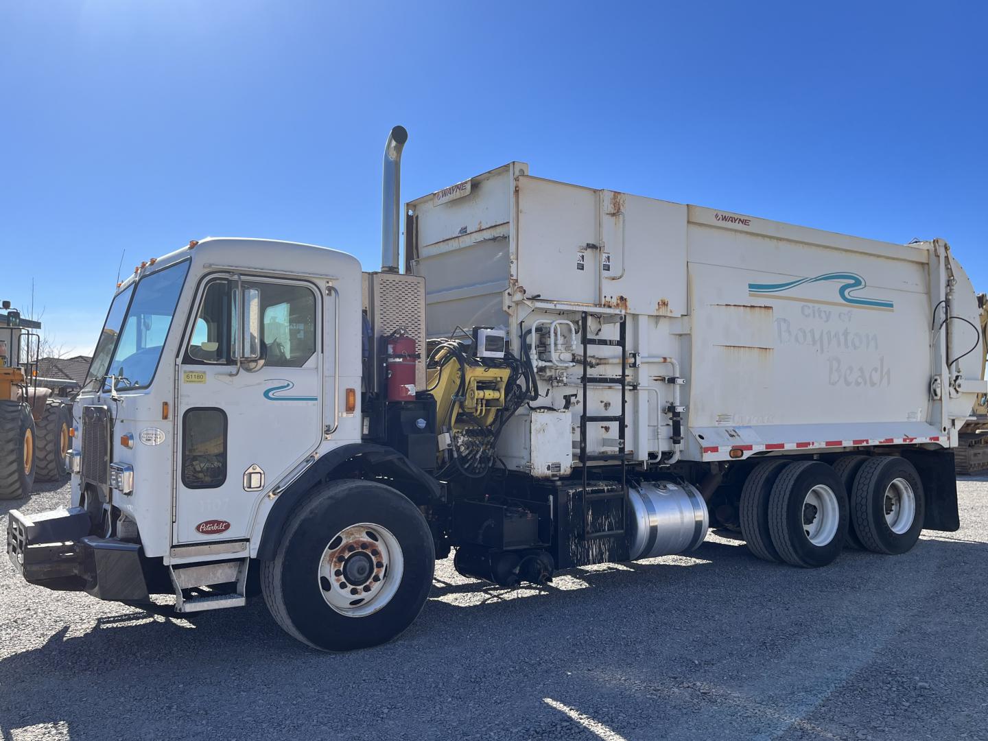 CAMION PARA  BASURA PETERBILT 320